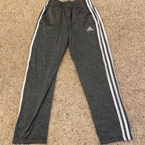 Boys adidas sweatpants never been worn